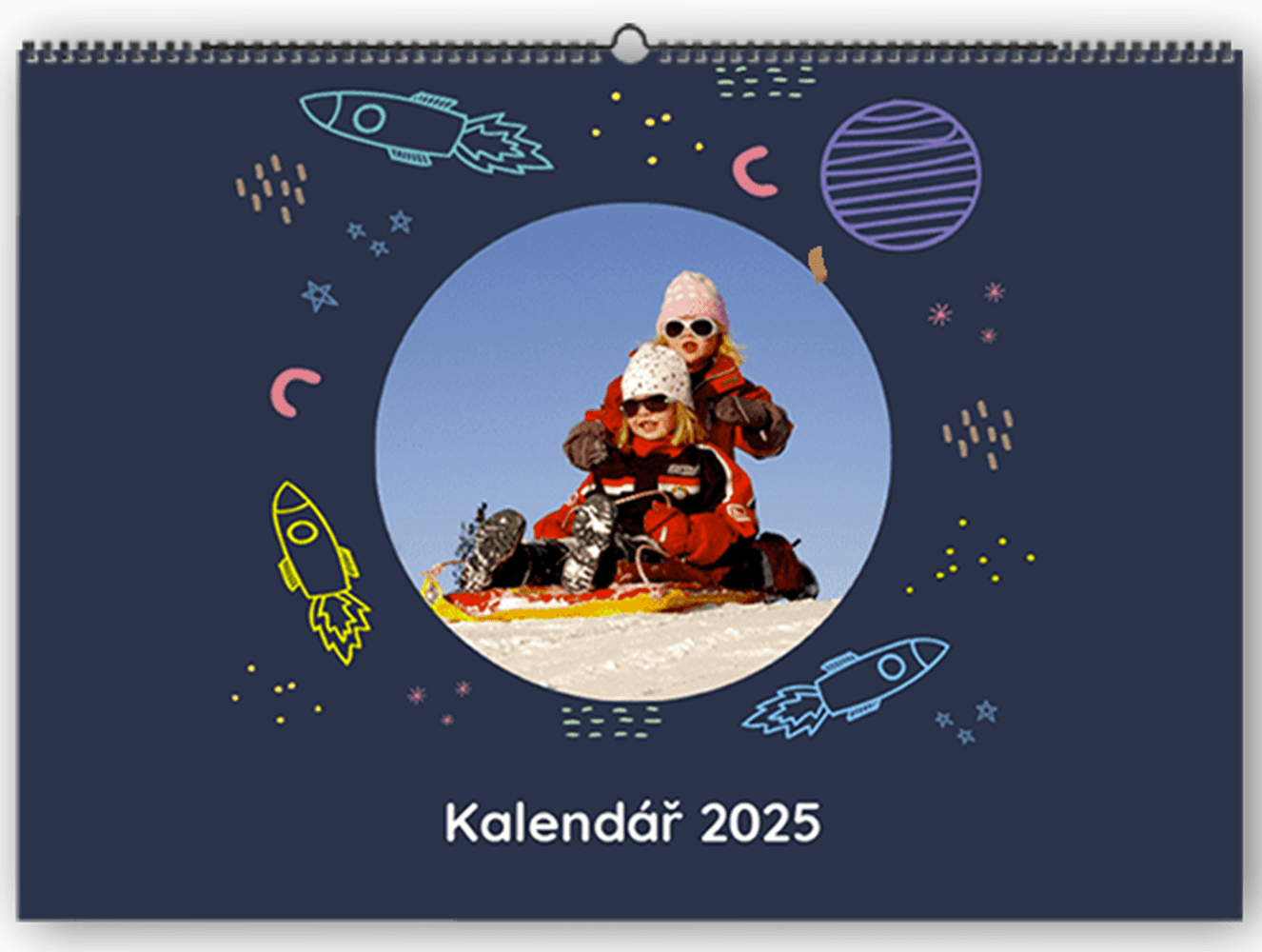 Fotokalendáře z vlastních fotek 2025 jednoduše online - Vesmír
