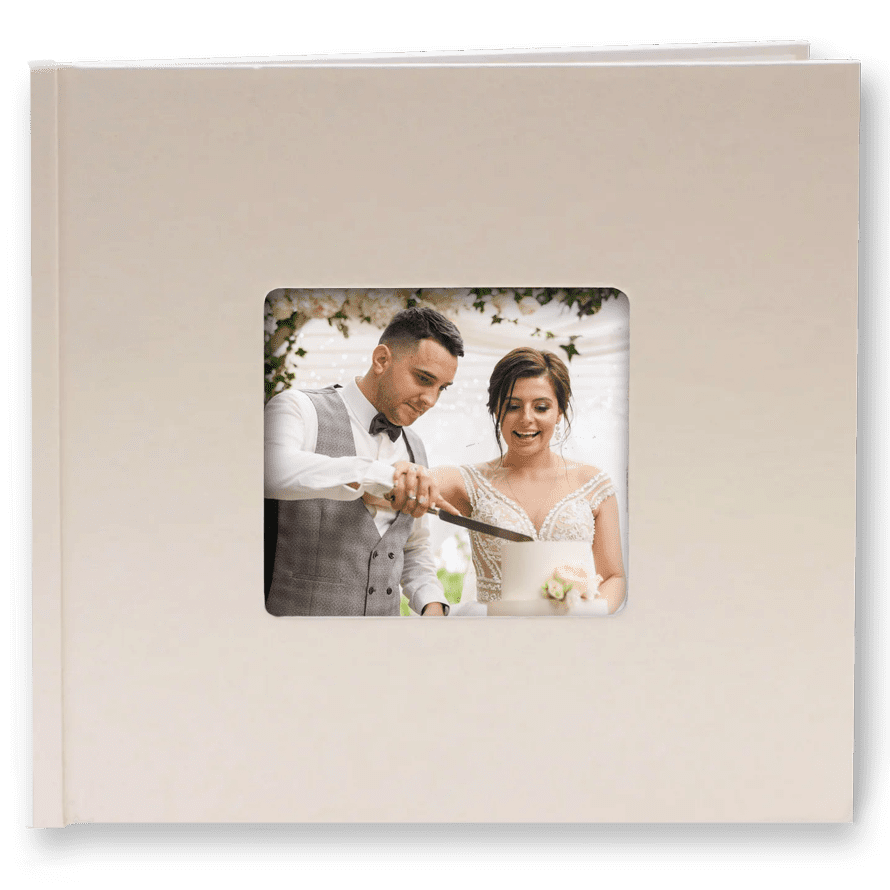 Fotokniha online do 24hod. Akce na fotoknihu 21x21 přírodní desky - Srdíčková