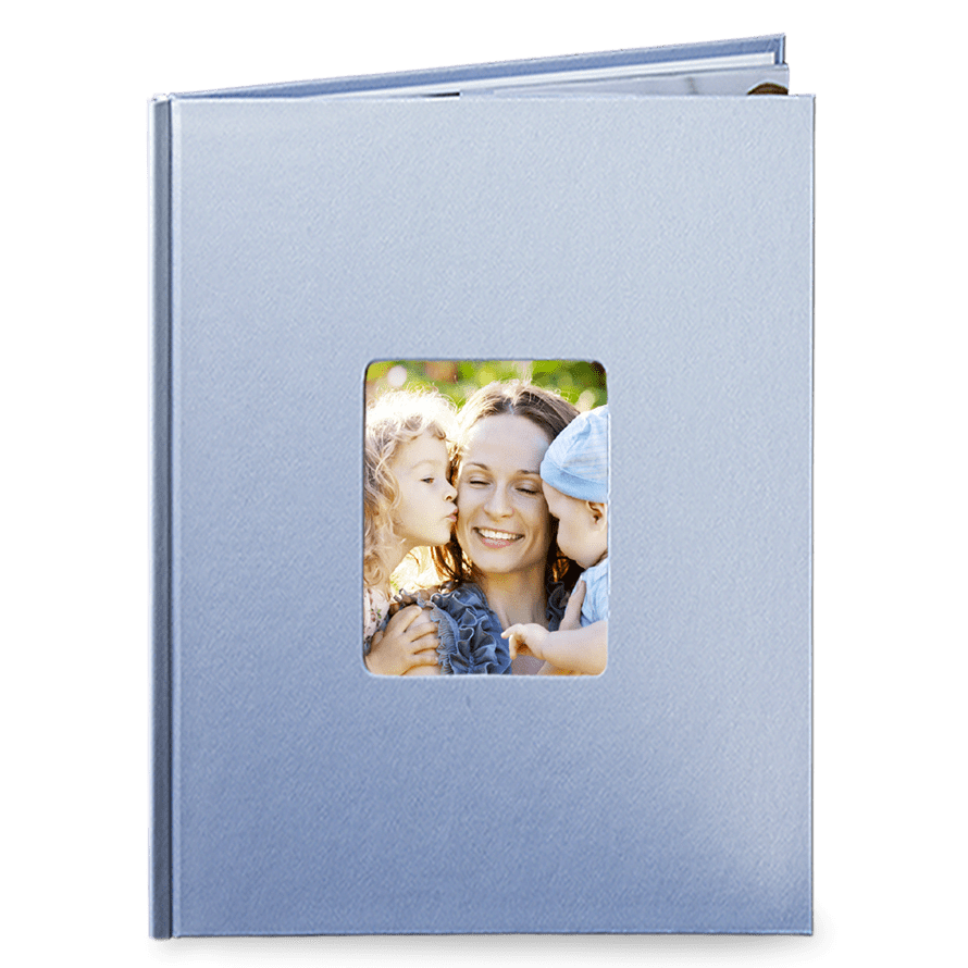 Akce na fotoknihy. Desky A4 v modré barvě. Fotokniha do 24hod. - Elegantní bílá