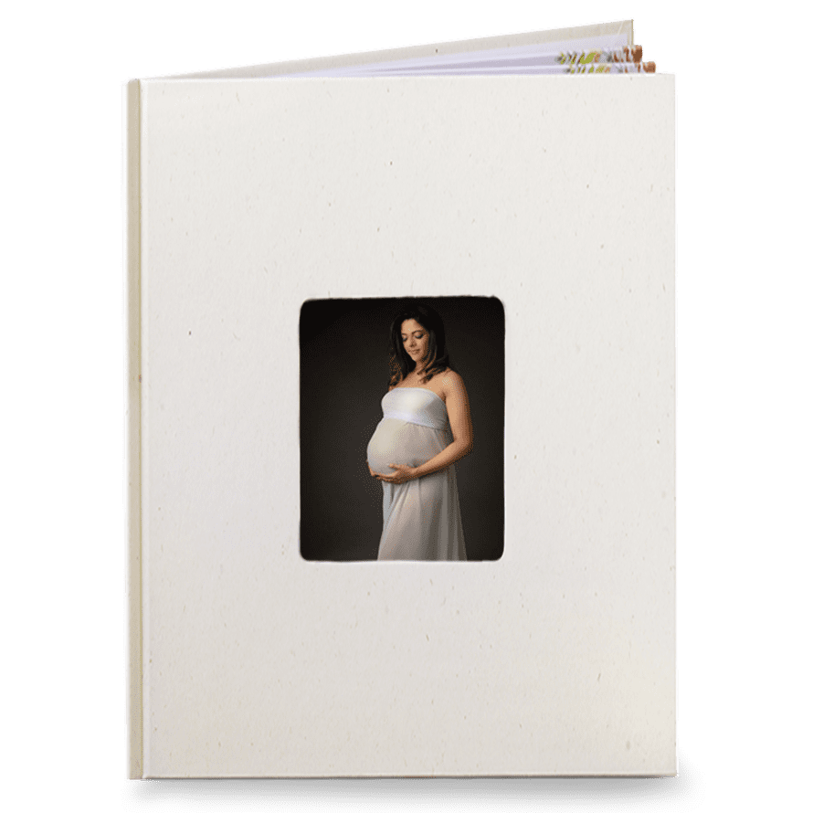 Fotokniha online. Akce na fotoknihy - A4 v přírodní barvě - Elegantní černá