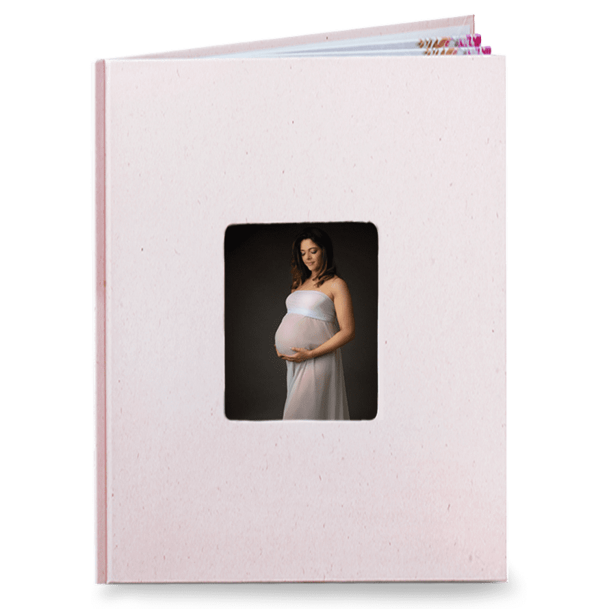 Fotokniha online. Sleva na růžovou fotoknihu s okénkem 21cm - Elegantní černá