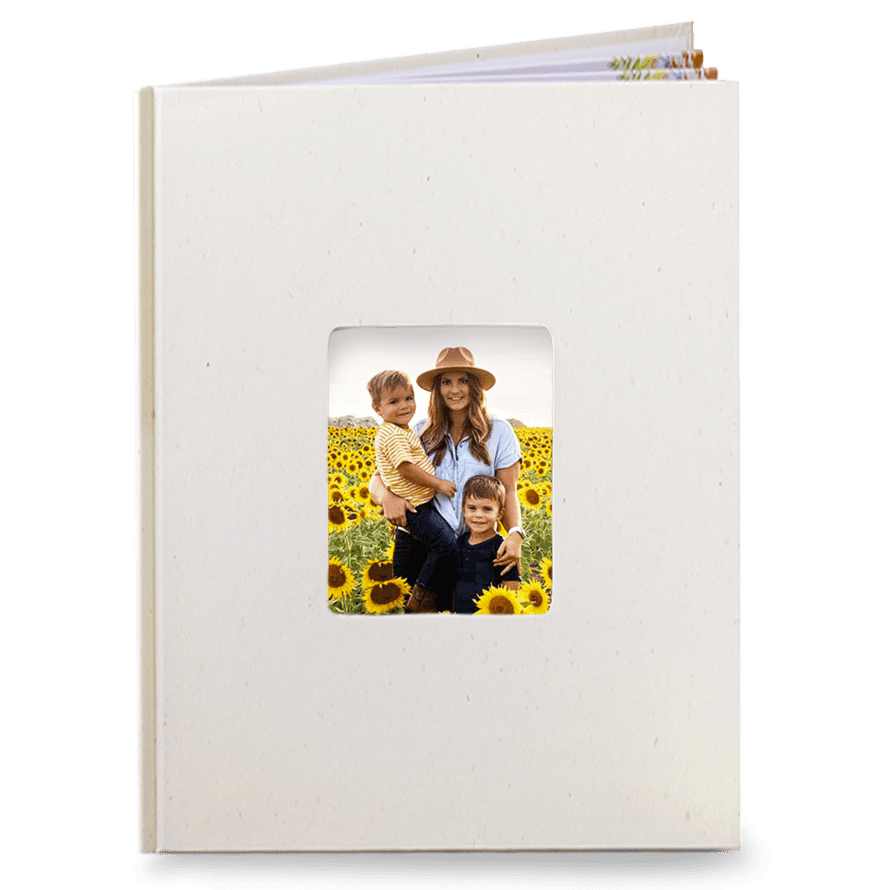 Fotokniha online. Akce na fotoknihy - A4 v přírodní barvě - Moderní černá