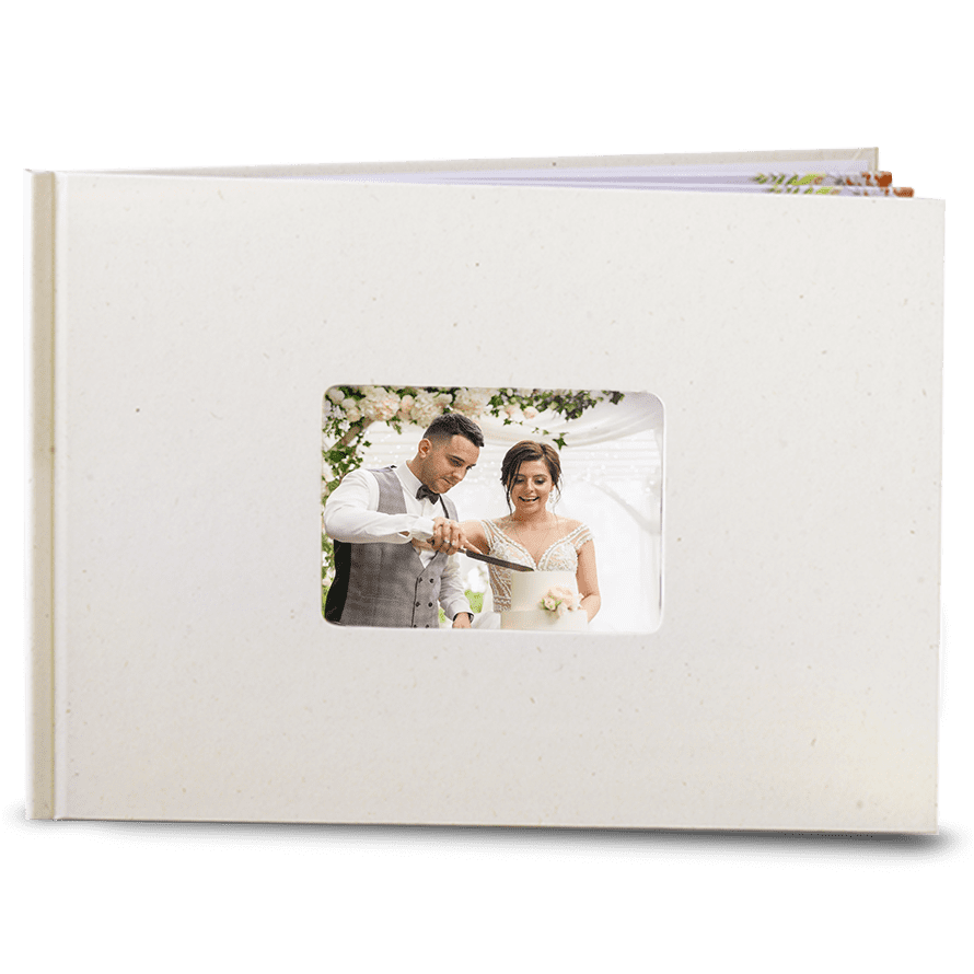 Fotokniha levně. Vaše nejlepší foto kniha A4 šířka v přírodní barvě - Srdíčková