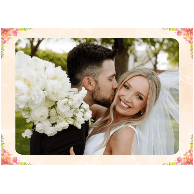 Levná fotokniha. Vaše nejlepší foto růžová kniha A4 do 24 hod. - Svatební kytice