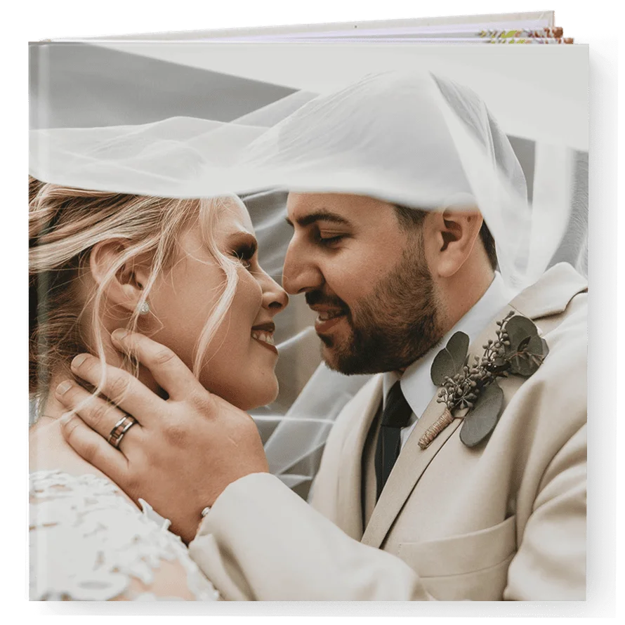 Nejlepší fotokniha. Luxusní plochá fotokniha online. - Svatební zlaté květy